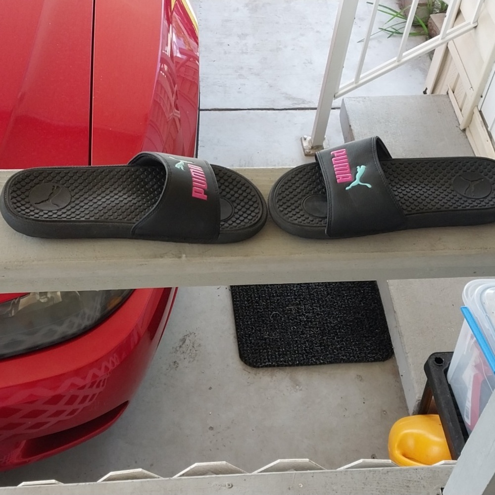 Puma Slides